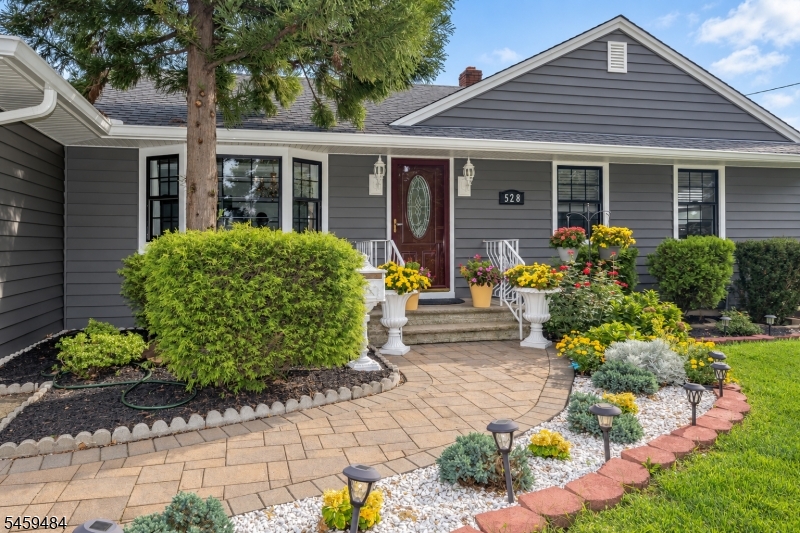 528 Conant Street Hillside NJ 07205