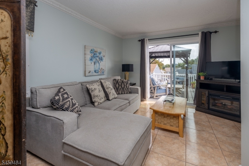 528 Conant Street Hillside NJ 07205