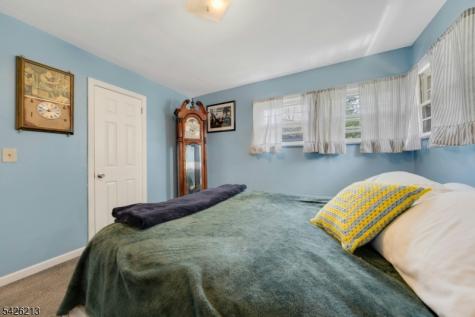 137 Lincoln Place Waldwick NJ 07463
