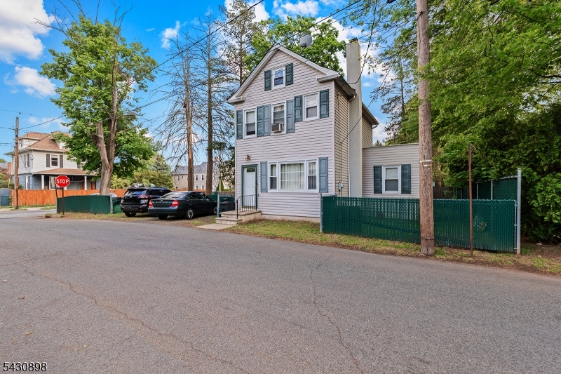 632 Millers Lane Rahway NJ 07065
