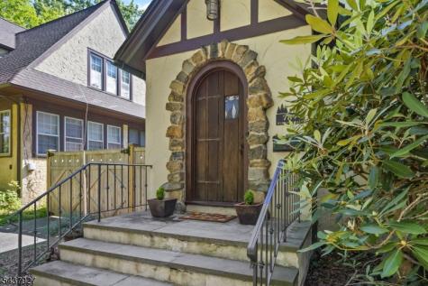 789 Woodland Avenue Plainfield NJ 07062