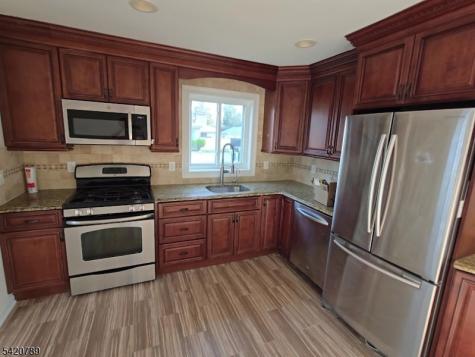 54 Riverview Circle Little Falls NJ 07424