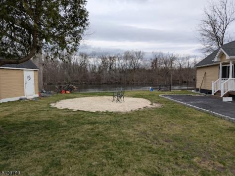 54 Riverview Circle Little Falls NJ 07424