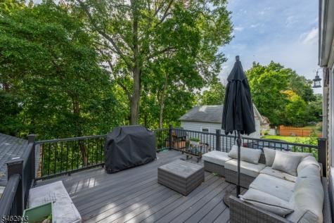 16 Eagle Terrace West Orange NJ 07052
