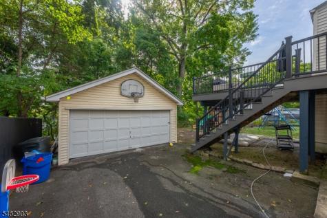 16 Eagle Terrace West Orange NJ 07052