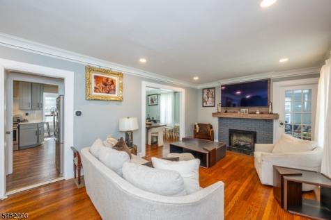 16 Eagle Terrace West Orange NJ 07052
