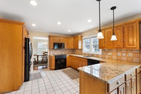 64 Country Club Lane Harmony NJ 08865