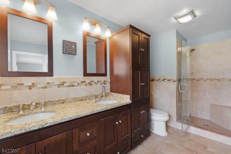 64 Country Club Lane Harmony NJ 08865
