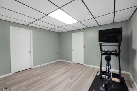 64 Country Club Lane Harmony NJ 08865