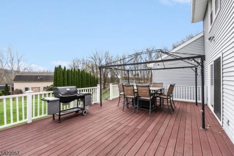 64 Country Club Lane Harmony NJ 08865