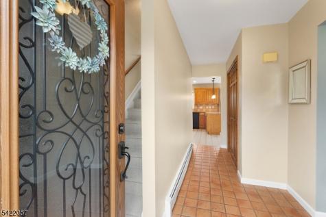64 Country Club Lane Harmony NJ 08865