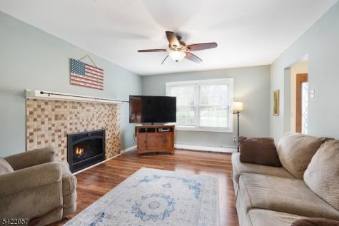 64 Country Club Lane Harmony NJ 08865
