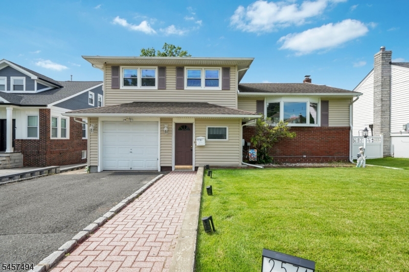 2574 Allen Avenue Union NJ 07083