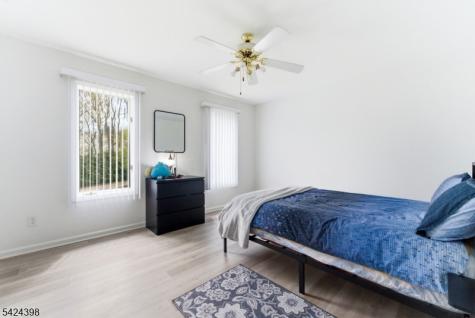 8 Danielle Drive Wayne NJ 07470