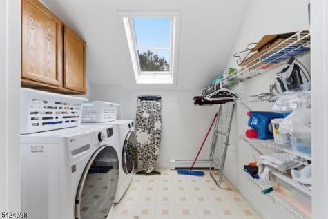 8 Danielle Drive Wayne NJ 07470