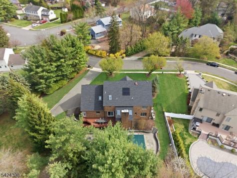 8 Danielle Drive Wayne NJ 07470
