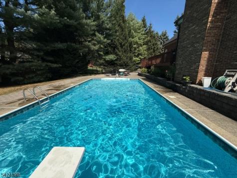 8 Danielle Drive Wayne NJ 07470