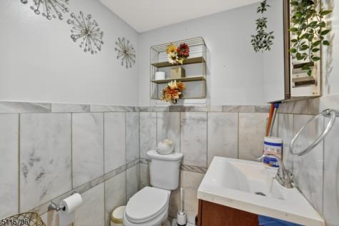 31 Mertz Avenue Belleville NJ 07109