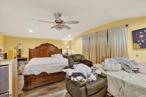 31 Mertz Avenue Belleville NJ 07109