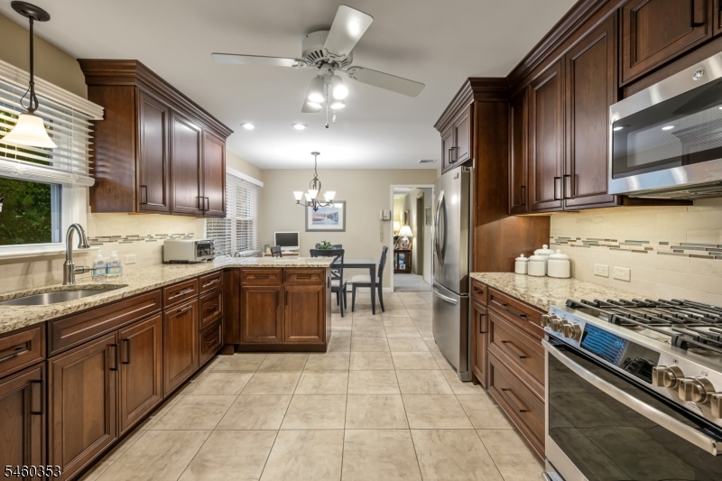 3 Bridle Lane Mount Olive NJ 07828