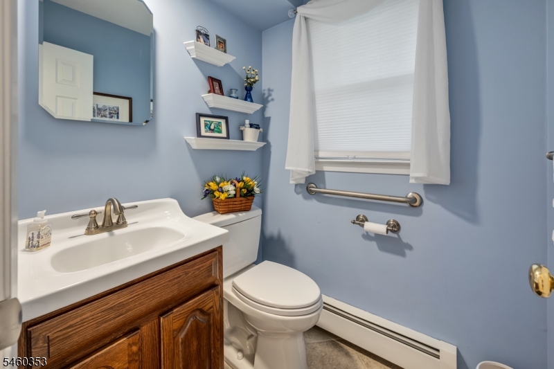3 Bridle Lane Mount Olive NJ 07828
