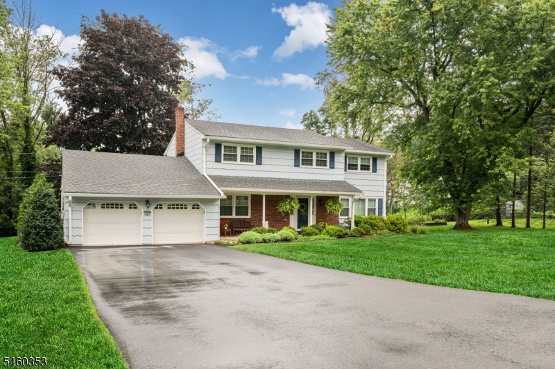 3 Bridle Lane Mount Olive NJ 07828