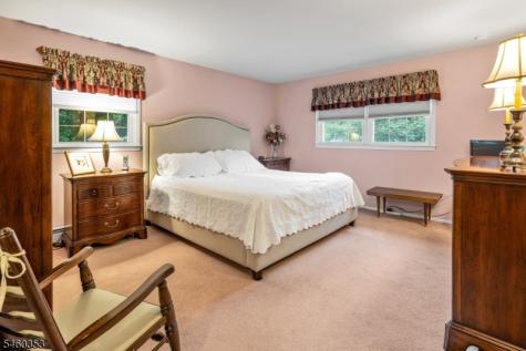 3 Bridle Lane Mount Olive NJ 07828