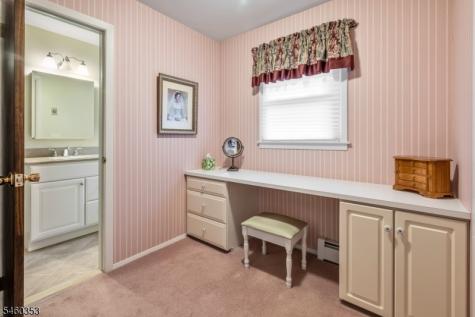 3 Bridle Lane Mount Olive NJ 07828