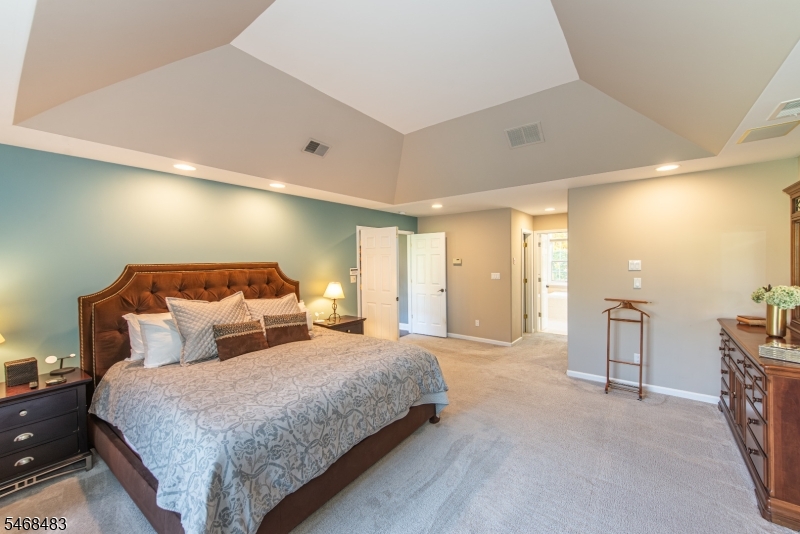 20 Heather Lane Randolph NJ 07869