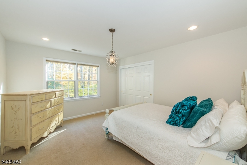 20 Heather Lane Randolph NJ 07869