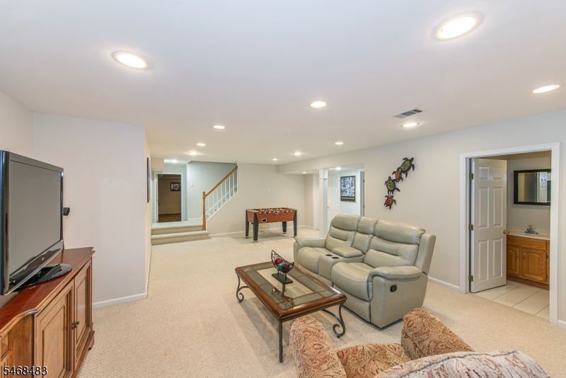 20 Heather Lane Randolph NJ 07869