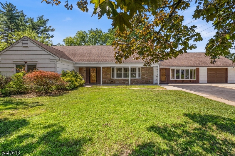 74 Country Club Road Willingboro NJ 08046