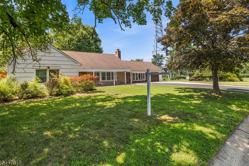 74 Country Club Road Willingboro NJ 08046