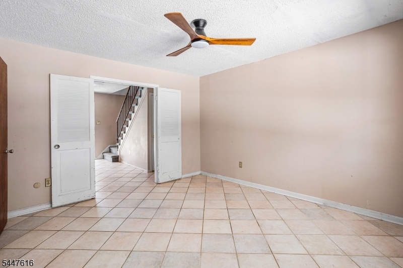 74 Country Club Road Willingboro NJ 08046
