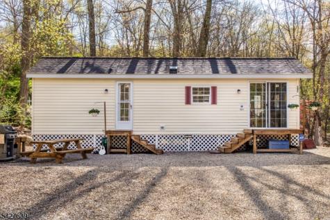 131 Sycamore Village Vernon NJ 07461