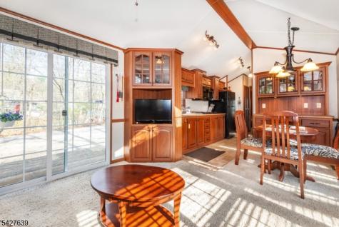 131 Sycamore Village Vernon NJ 07461