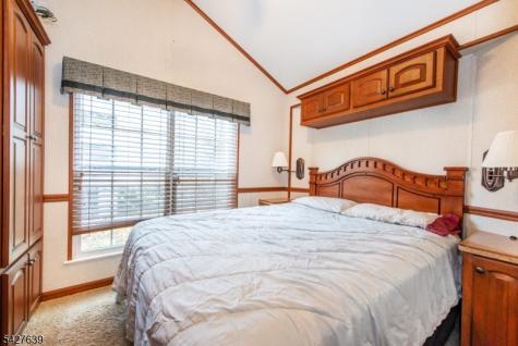131 Sycamore Village Vernon NJ 07461