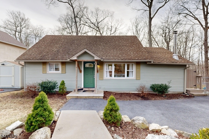 319 Midway Drive Vernon NJ 07422