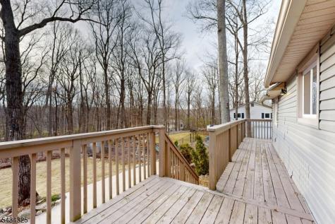 319 Midway Drive Vernon NJ 07422