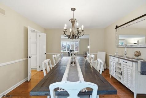 15 Sunrise Circle Clinton NJ 08809