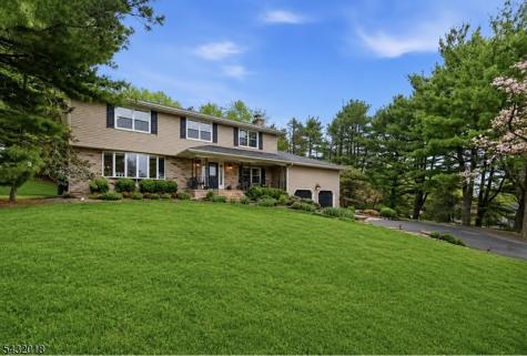 15 Sunrise Circle Clinton NJ 08809