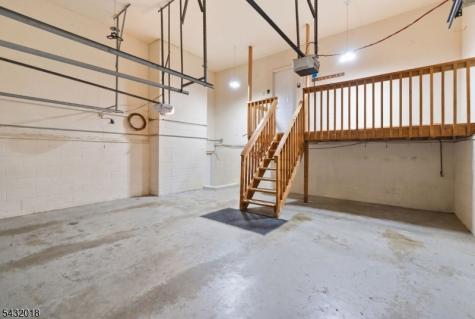 15 Sunrise Circle Clinton NJ 08809