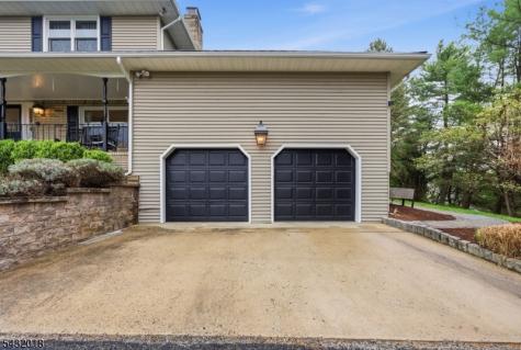 15 Sunrise Circle Clinton NJ 08809