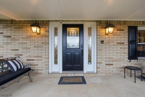 15 Sunrise Circle Clinton NJ 08809