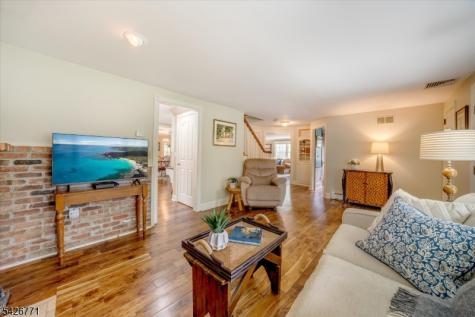 315 Morristown Road Long Hill NJ 07933