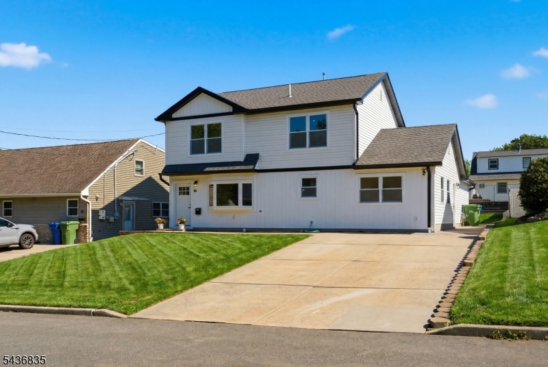 48 Kendall Drive Sayreville NJ 08859
