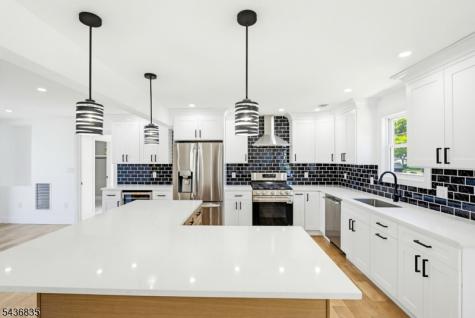 48 Kendall Drive Sayreville NJ 08859