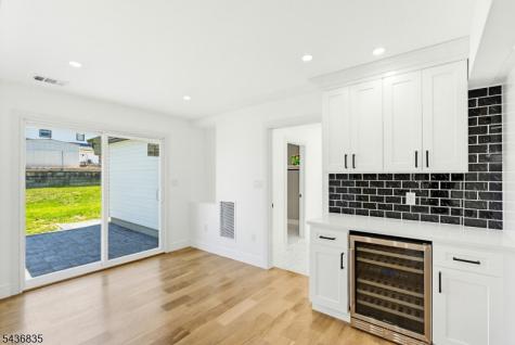 48 Kendall Drive Sayreville NJ 08859