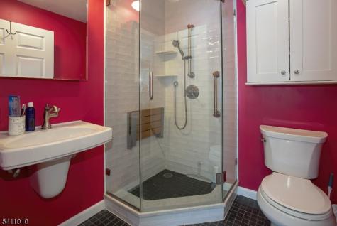 11 Beech Street Byram NJ 07874