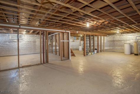 11 Beech Street Byram NJ 07874